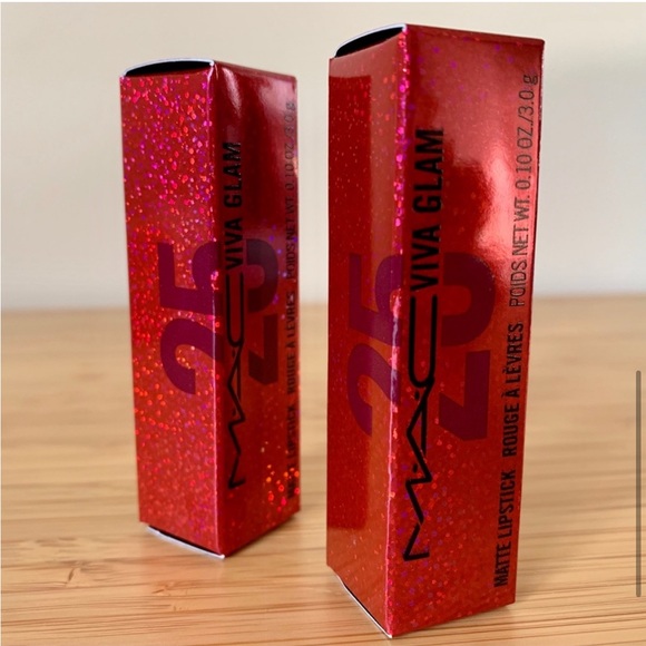MAC Viva Glam 1 Lipstick - 25 year anniversary - Picture 3 of 3